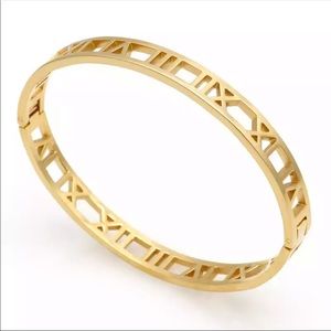 Roman numerals bracelet